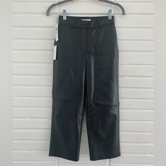 NWT Aritzia Command Crop Pants - Blk - Picture 4 of 14